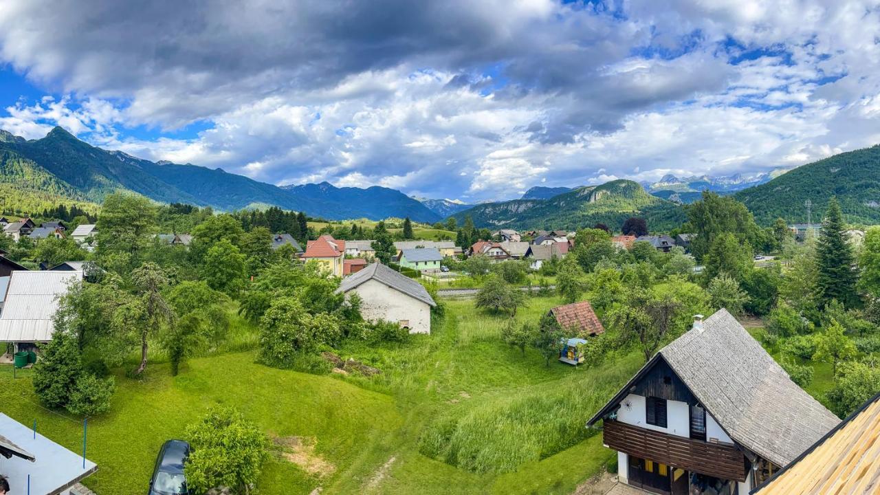 Apartma Petra Ravnik - Wanderer'S Hut Apartman Bohinji-tó Kültér fotó